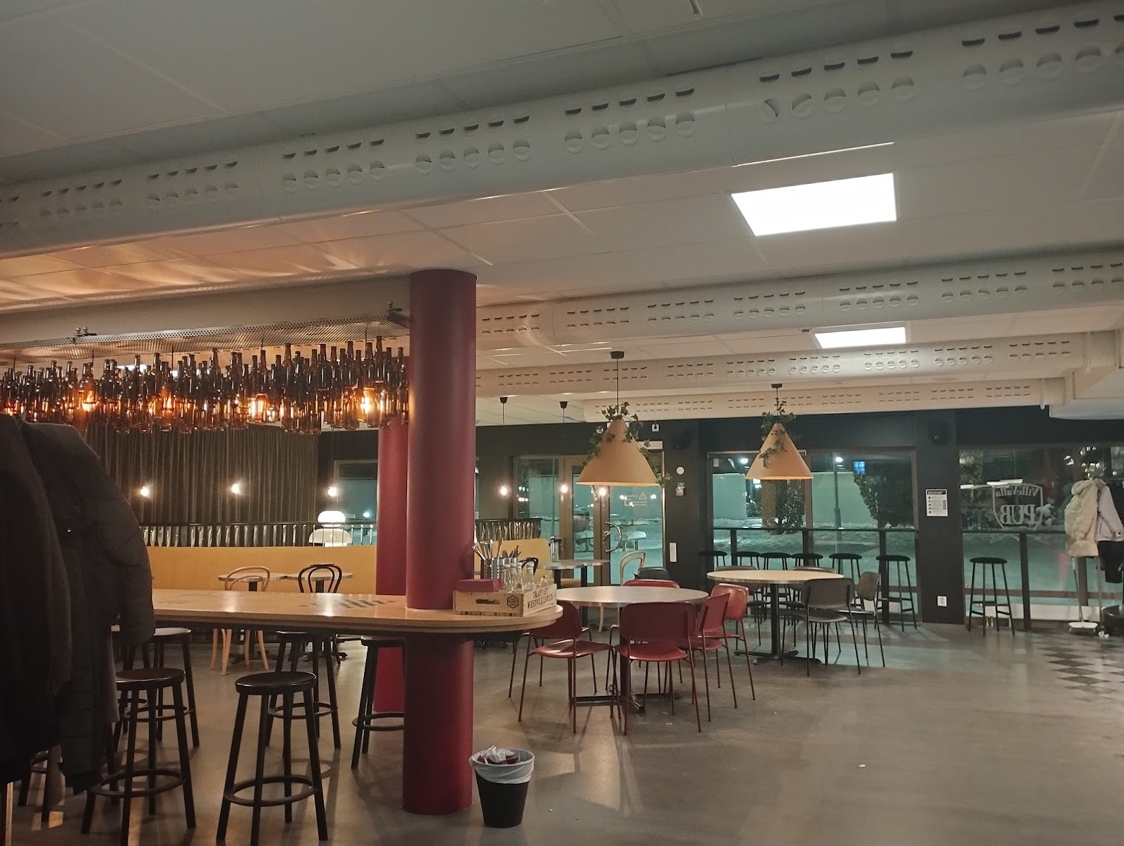 VilleValla Pub