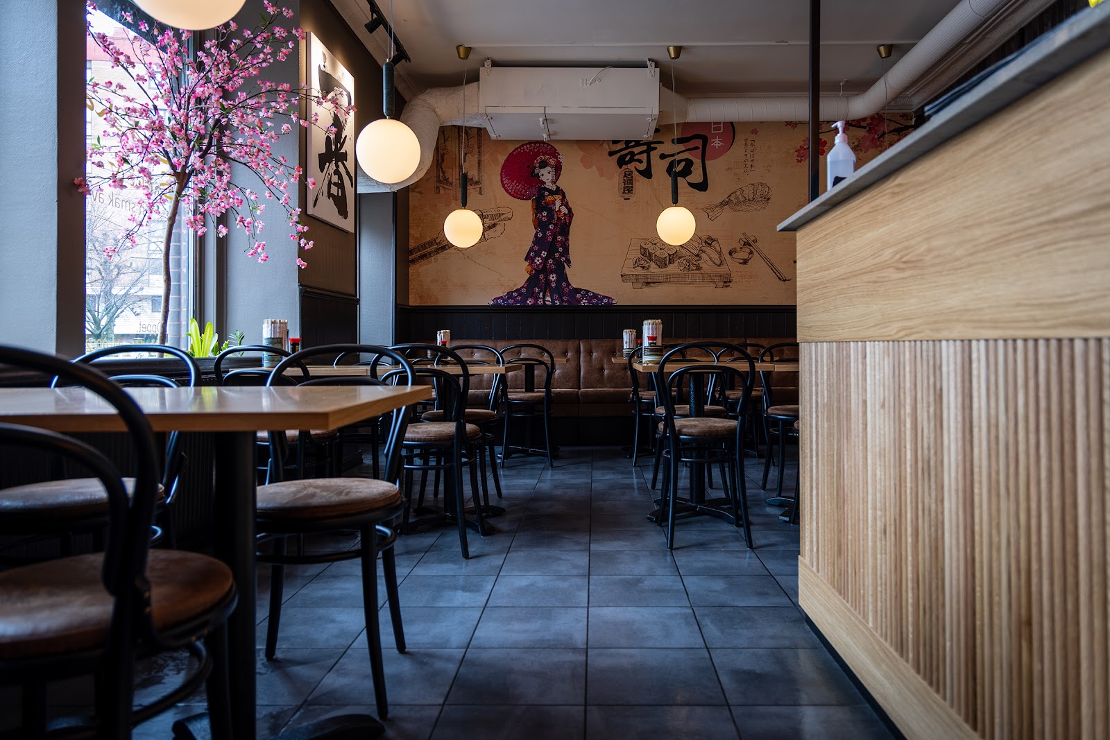 Geisha Sushi & Wok