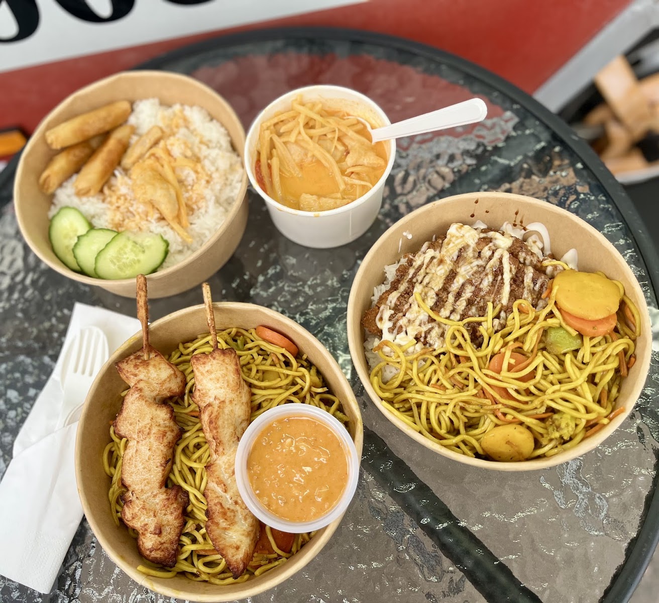 Pin-To Thai Lunch Box