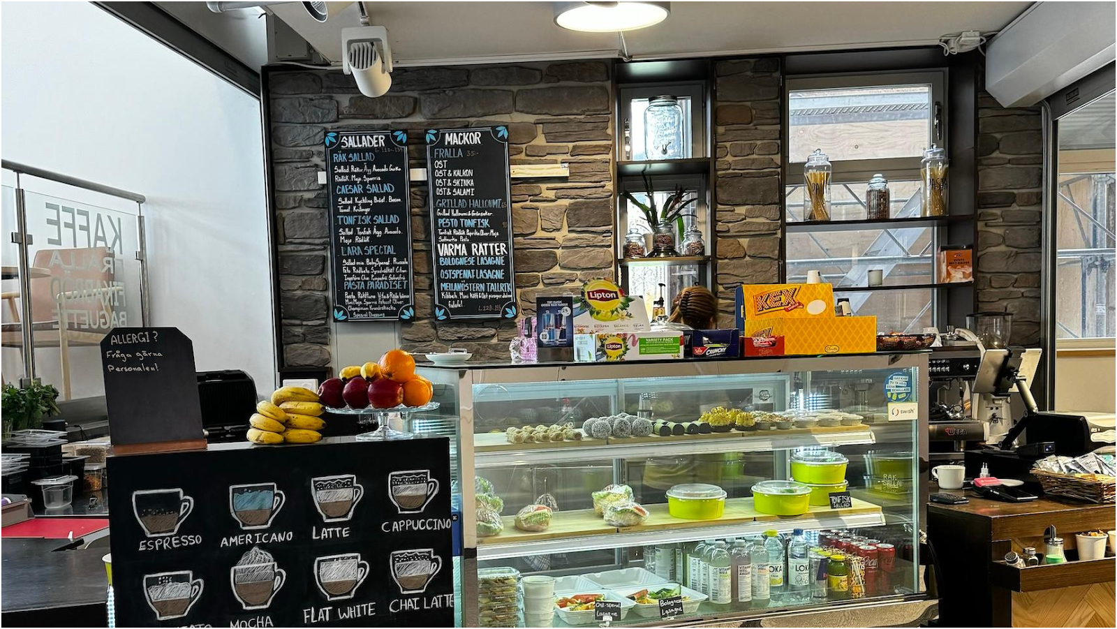 Lara Café & Bistro
